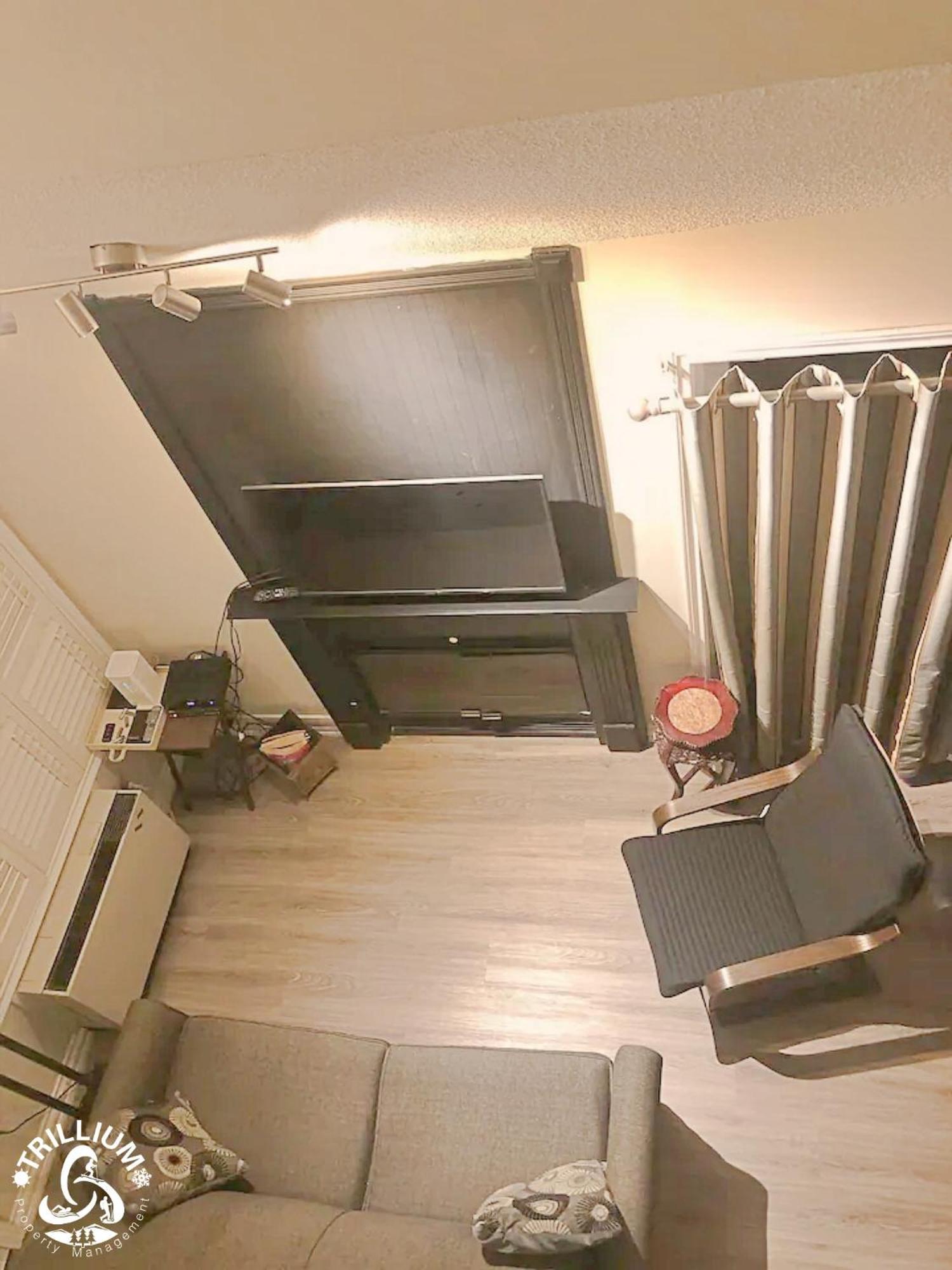 Blue Mountain, Collingwood - Loft Condo, Sleeps 4 บลูเมาเทนส์ ภายนอก รูปภาพ